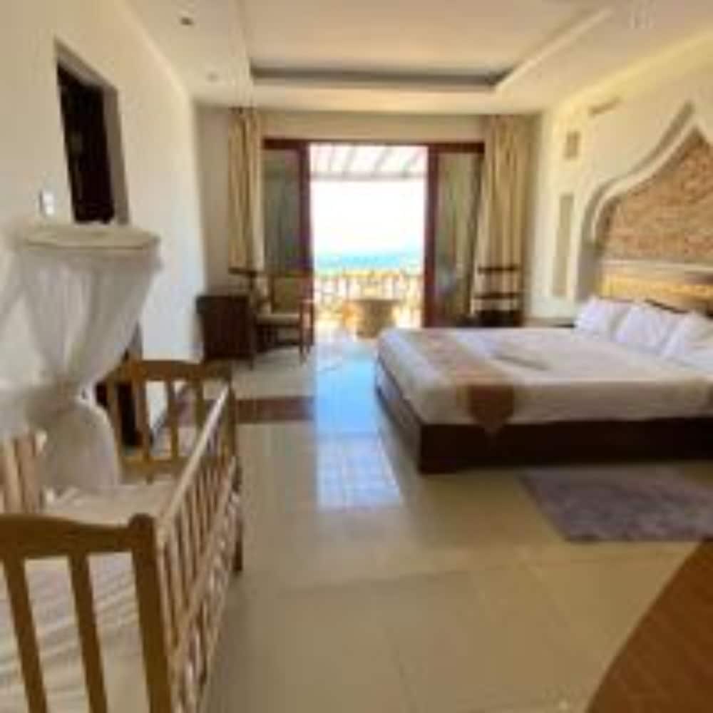 Shanzu Beachfront Suites