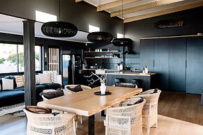Klein Hangklip - Eco Mountain Cabin