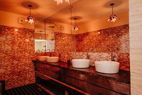 Hotel Lumiere