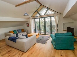 Green Grove Barn