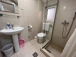 Pearl Apartments