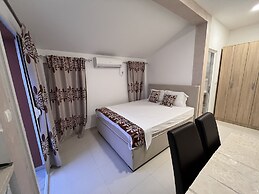 Pearl Apartments