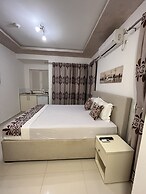 Pearl Apartments