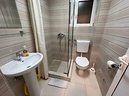 Pearl Apartments
