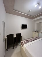Pearl Apartments