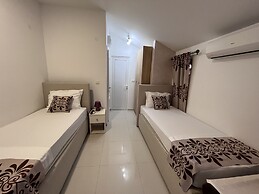 Pearl Apartments