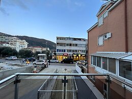 Pearl Apartments