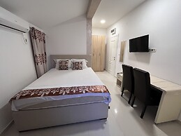 Pearl Apartments