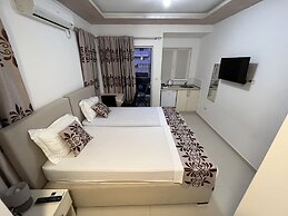 Pearl Apartments
