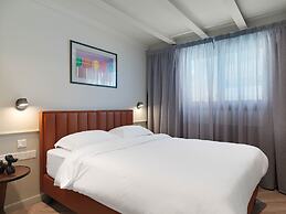 LIV The City Suites