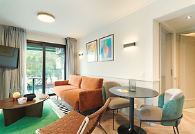 LIV The City Suites