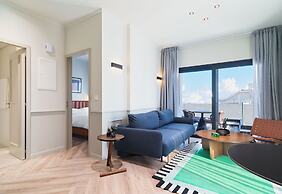 LIV The City Suites