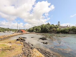 Ynys Faelog Cottage