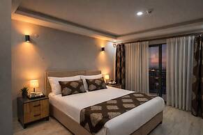 Whitestone Hotel