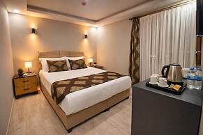 Whitestone Hotel