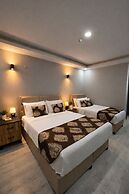 Whitestone Hotel