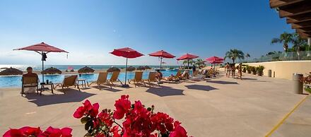 Beachfront Grand Venetian condo
