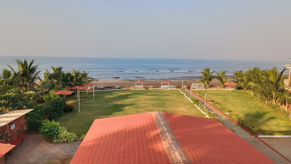 Coastal Bay Beach Resort