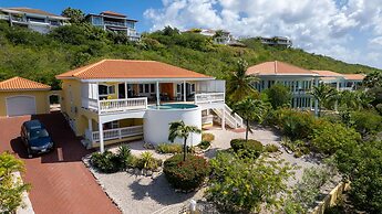 Coral Estate Holidays