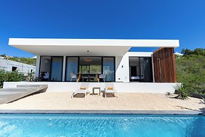 Coral Estate Holidays