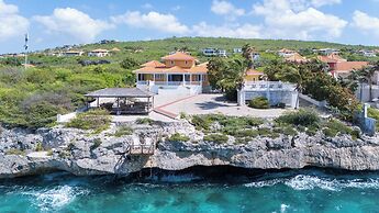Coral Estate Holidays