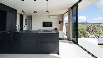 Coral Estate Holidays