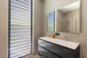 Coral Estate Holidays