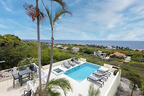 Coral Estate Holidays