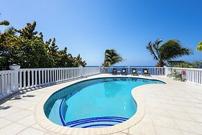 Coral Estate Holidays
