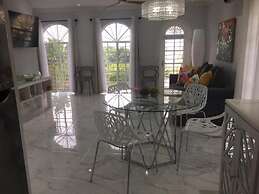 Columbus Heights Sea View
