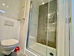 Oneluxstay Antwerp City Centre