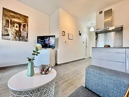 Oneluxstay Antwerp City Centre