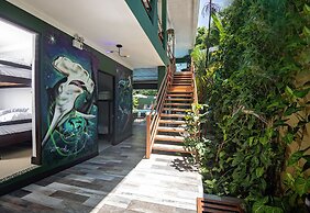 Encanto Del Mar