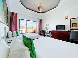 Angkor Land Urban Boutique