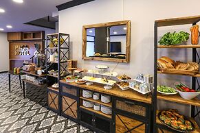 Maca Otel