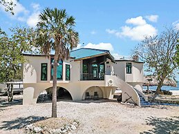 Barnacle Resort