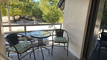 Barnacle Resort