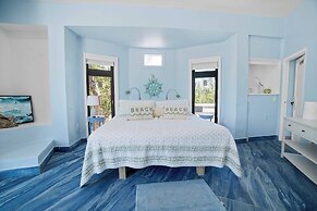 Barnacle Resort