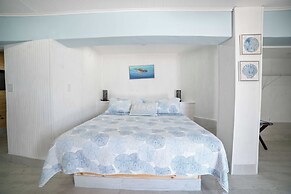 Barnacle Resort