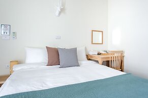 Bear Station Smart Stay