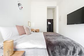 Bear Station Smart Stay