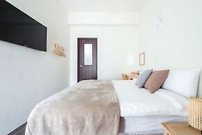 Bear Station Smart Stay