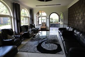Stallion Place Hotel - Bed and Breakfast