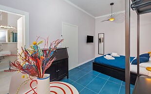 Cap rooms