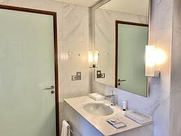 Luxury at Former Address Dubai Mall With Balcony