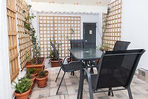 Beautiful new apartment in Petralona