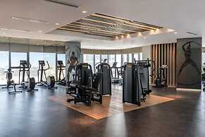 Tanin - Chic Apt With Infinity Pool and Burj Khalifa View