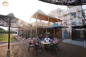 Fox House Resort