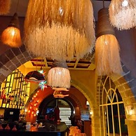 Mechouar Plaza