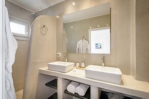 Amoramelia Suites
